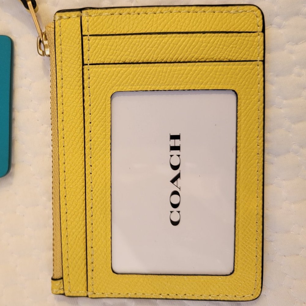 Coach ID Case - Picture 5 of 14
